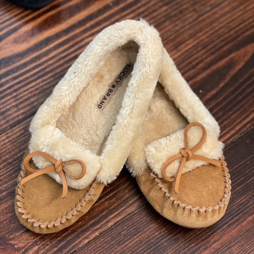 Lucky Brand slippers